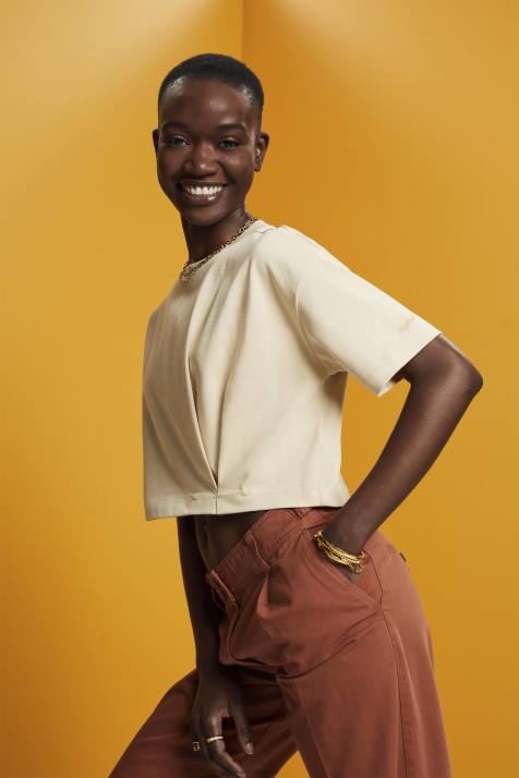 Camisetas bege mulheres Esprit camiseta cropped com gola redonda NBHL195